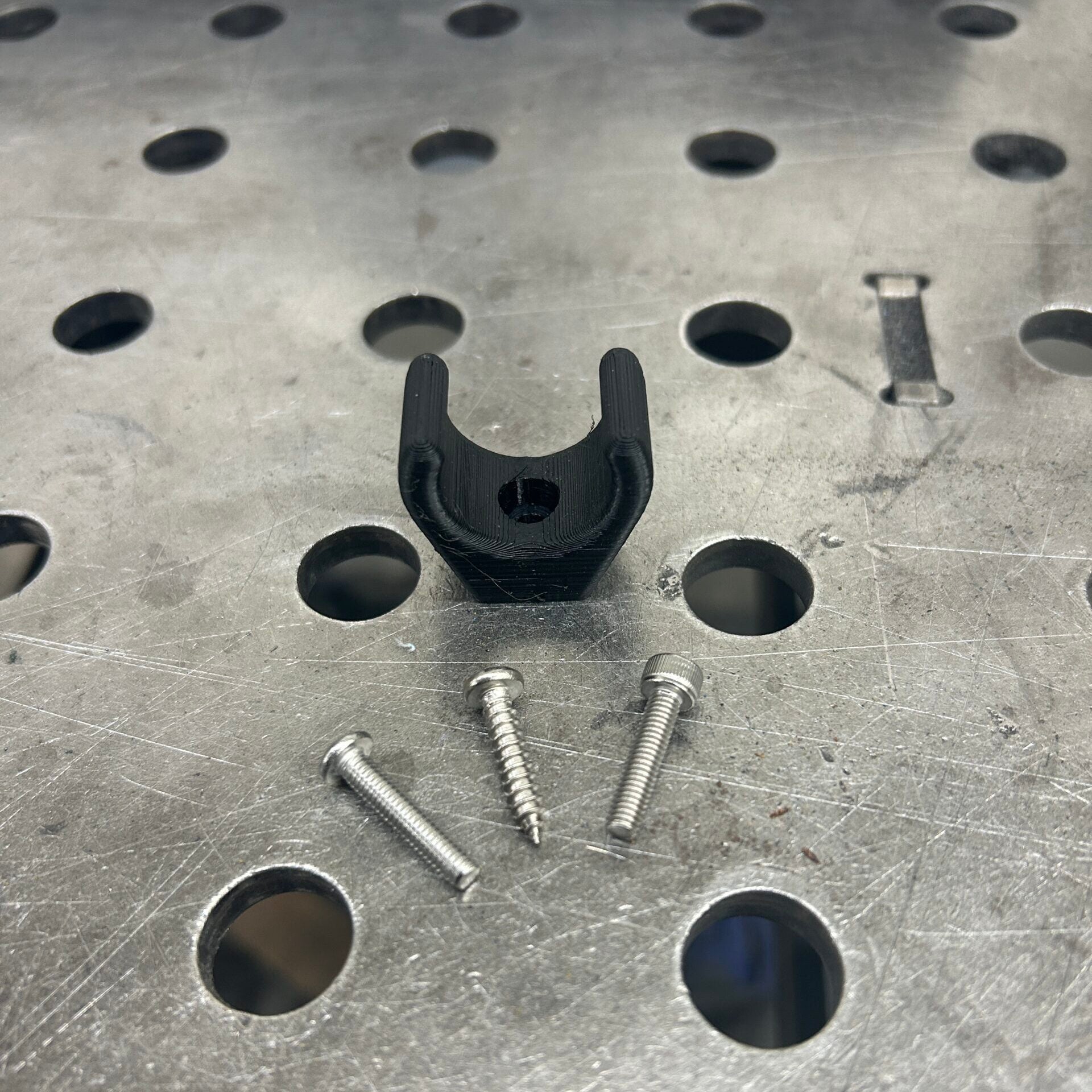 Single Flat Base AN Hose Clamps