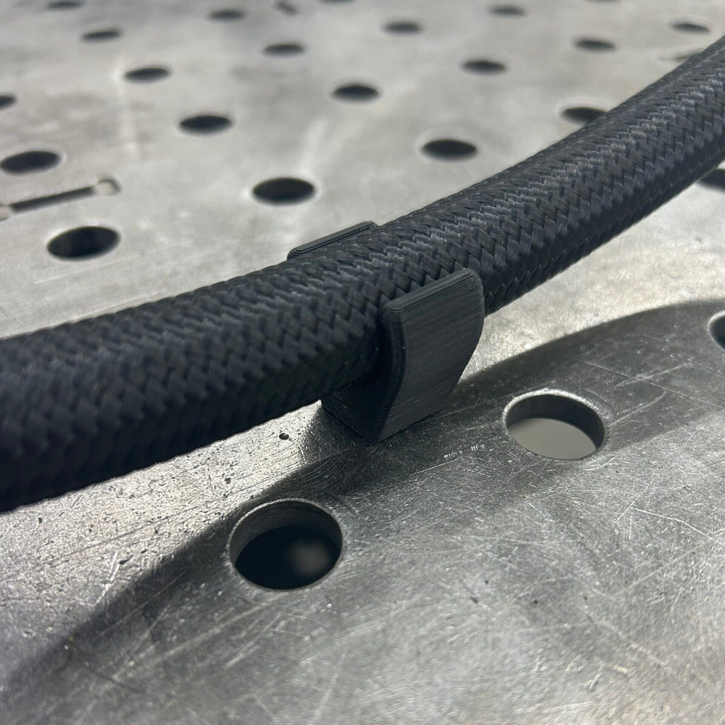 Staggered Flat Base AN Hose Clamps