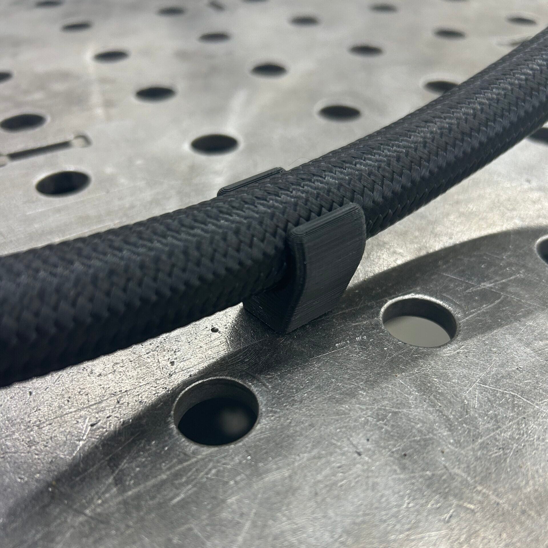 Staggered Flat Base AN Hose Clamps
